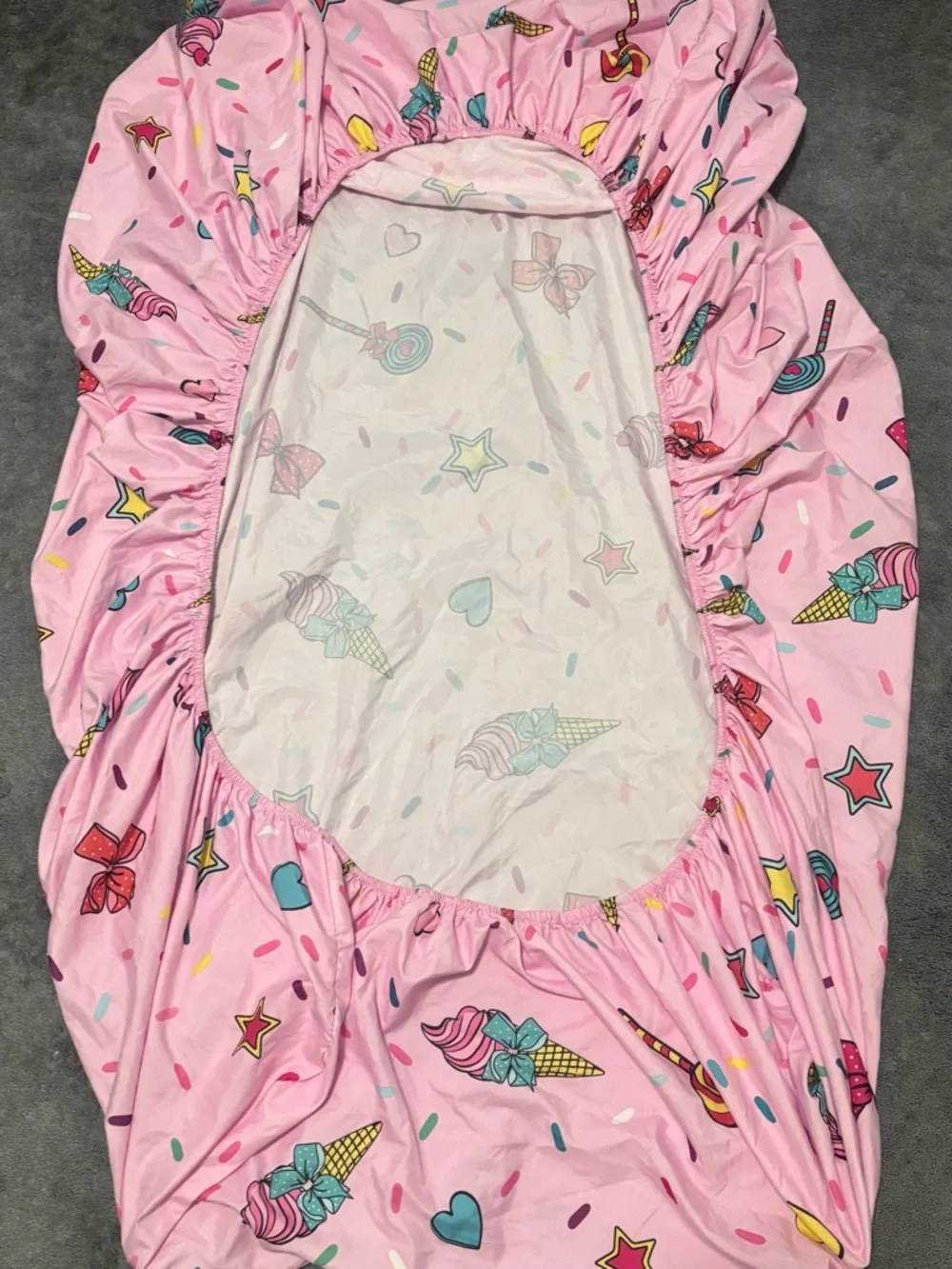 JoJo Siwa Twin Bedding Comforter + Sheet Reversible Nickelodeon